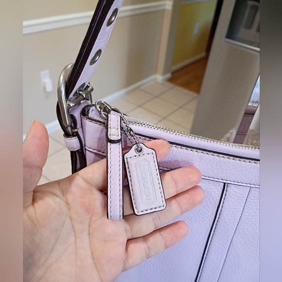 Coach Lilac Pebbled Leather Sling Crossbody Or Shoulder - Picture 15 of 17